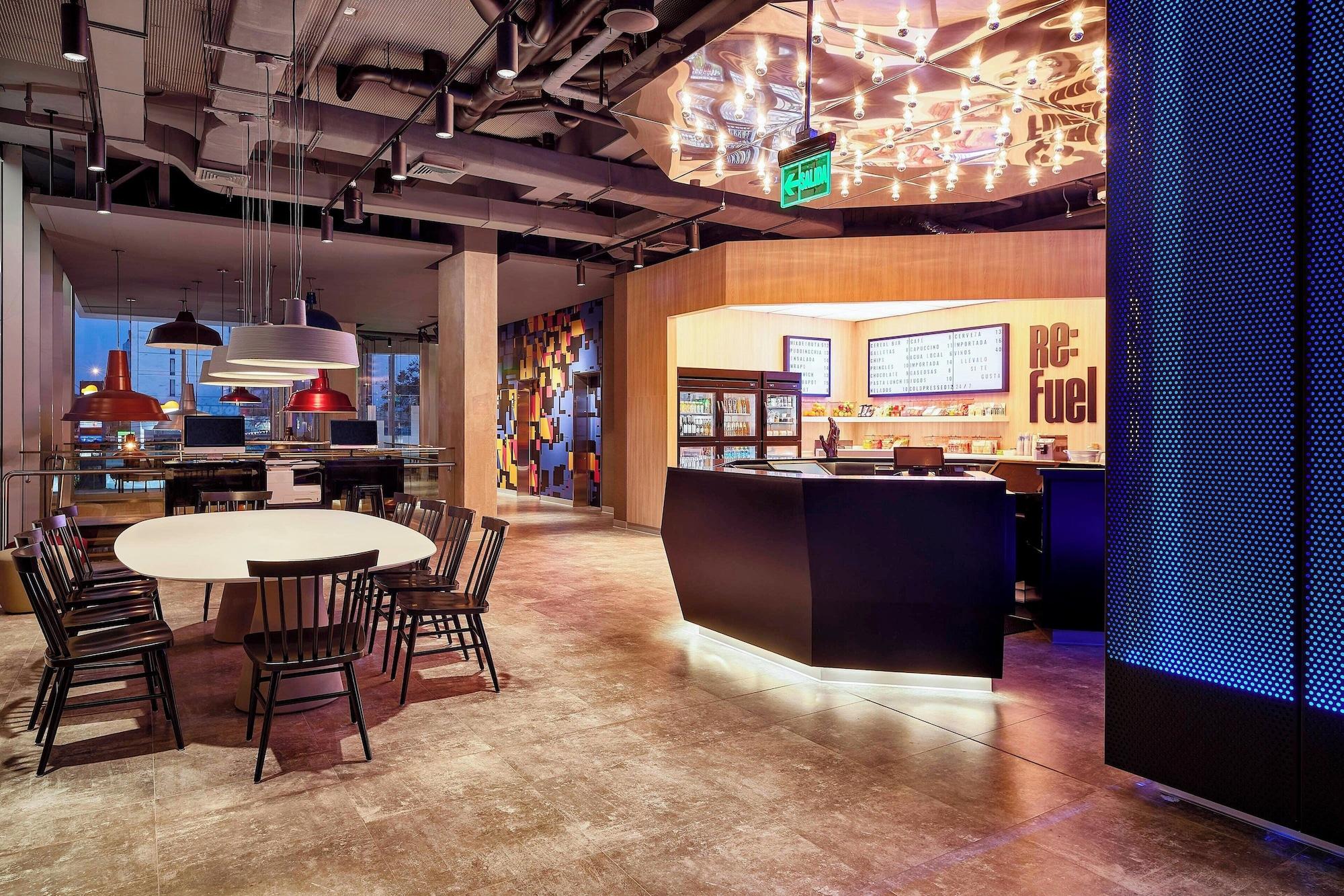 Vista Lobby Aloft Lima Miraflores