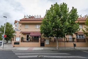 Alojamiento - Hostal Las Abadias