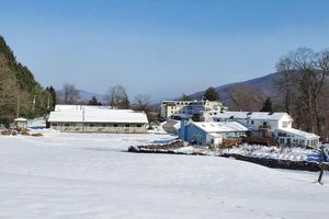 Alojamiento - Charming 4-bedroom house with AC, WiFi in brilliant Delaware Water Gap
