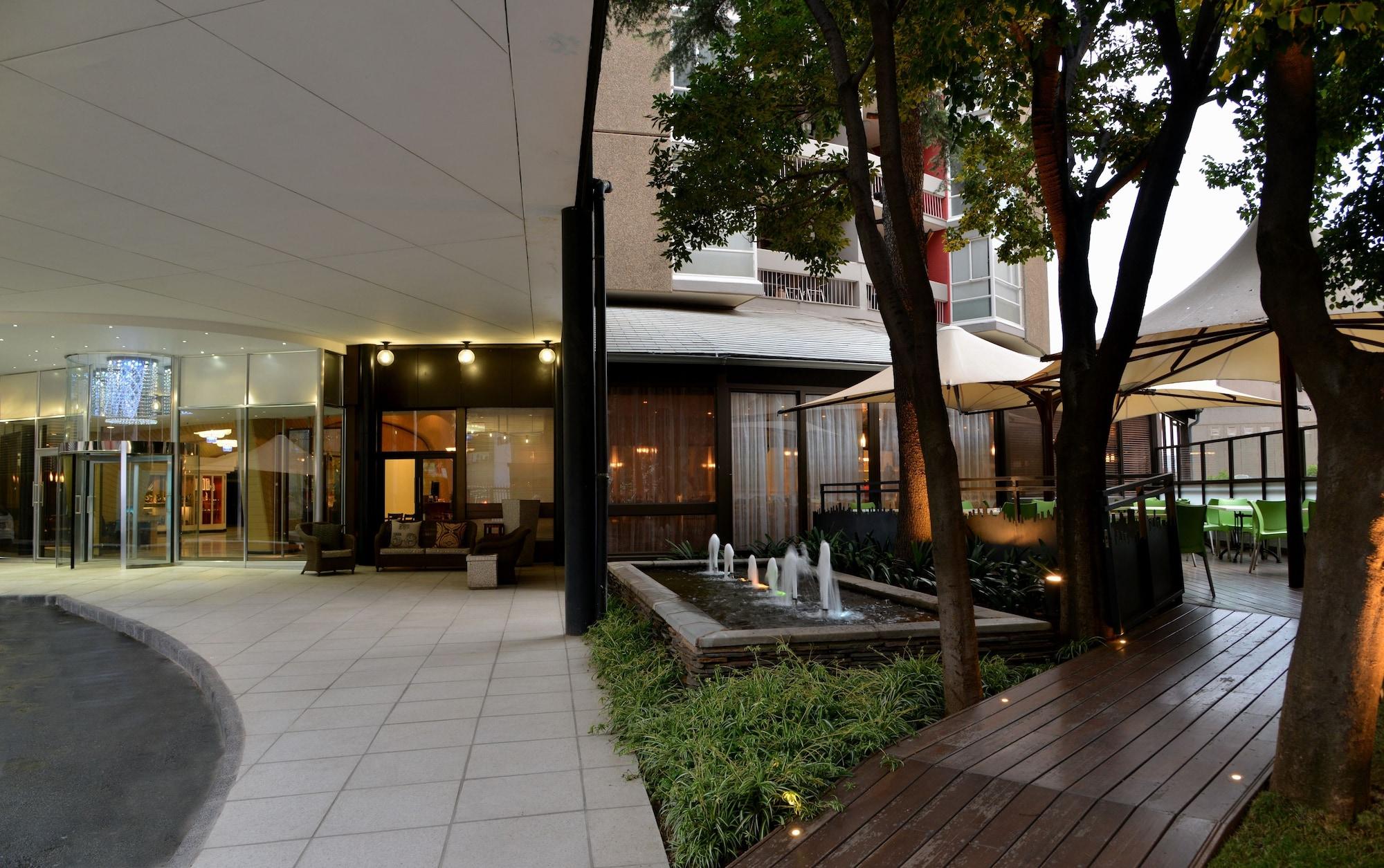 Vista Exterior The Parktonian All Suite Hotel