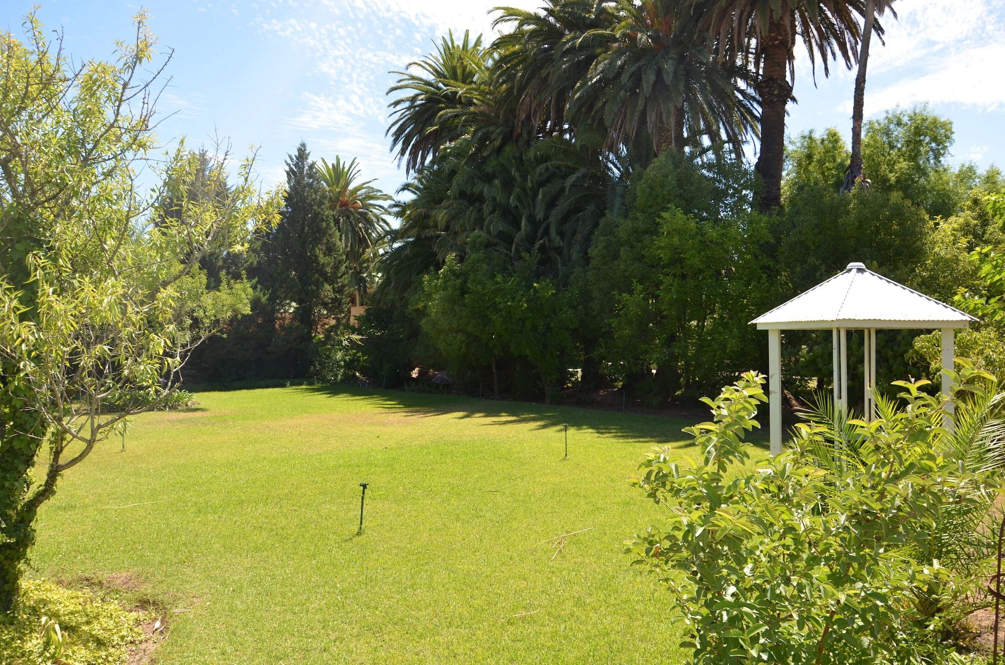 Varios Sauvignon Country Lodge