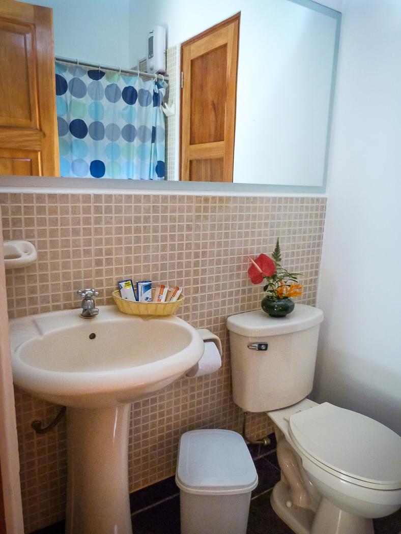 Baño Cerro la Sal Ecolodge