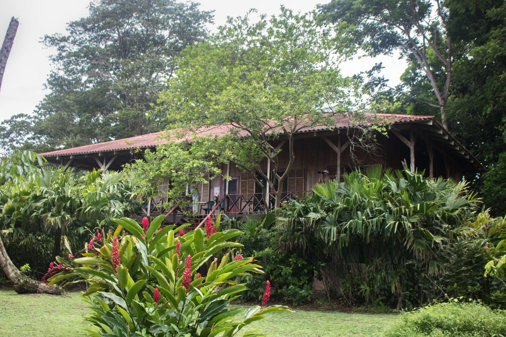Varios Casa Grande Ecolodge at Pacuare Reserve