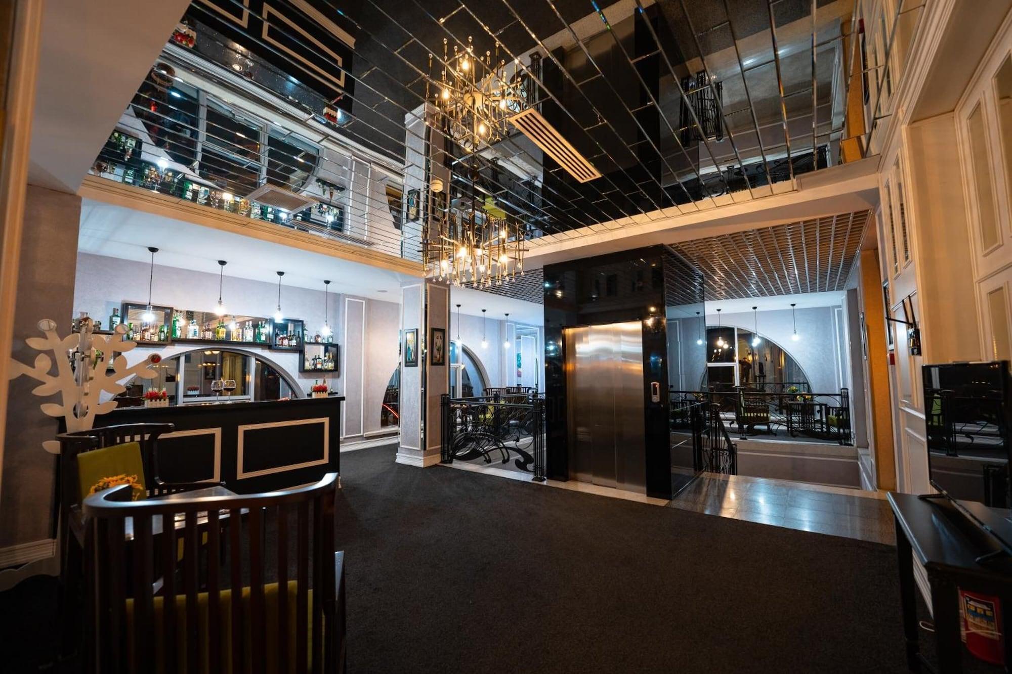 Bar/Salón Don-Dar Hotel