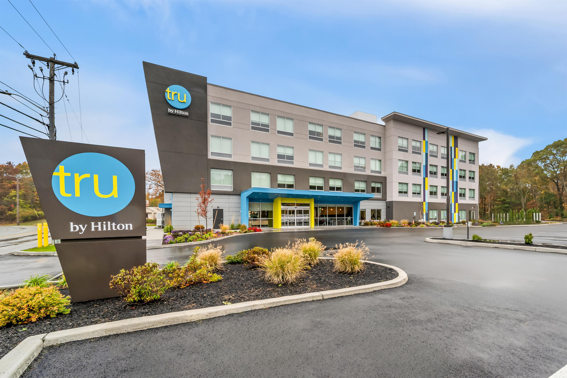 Vista Exterior Tru By Hilton Brockton