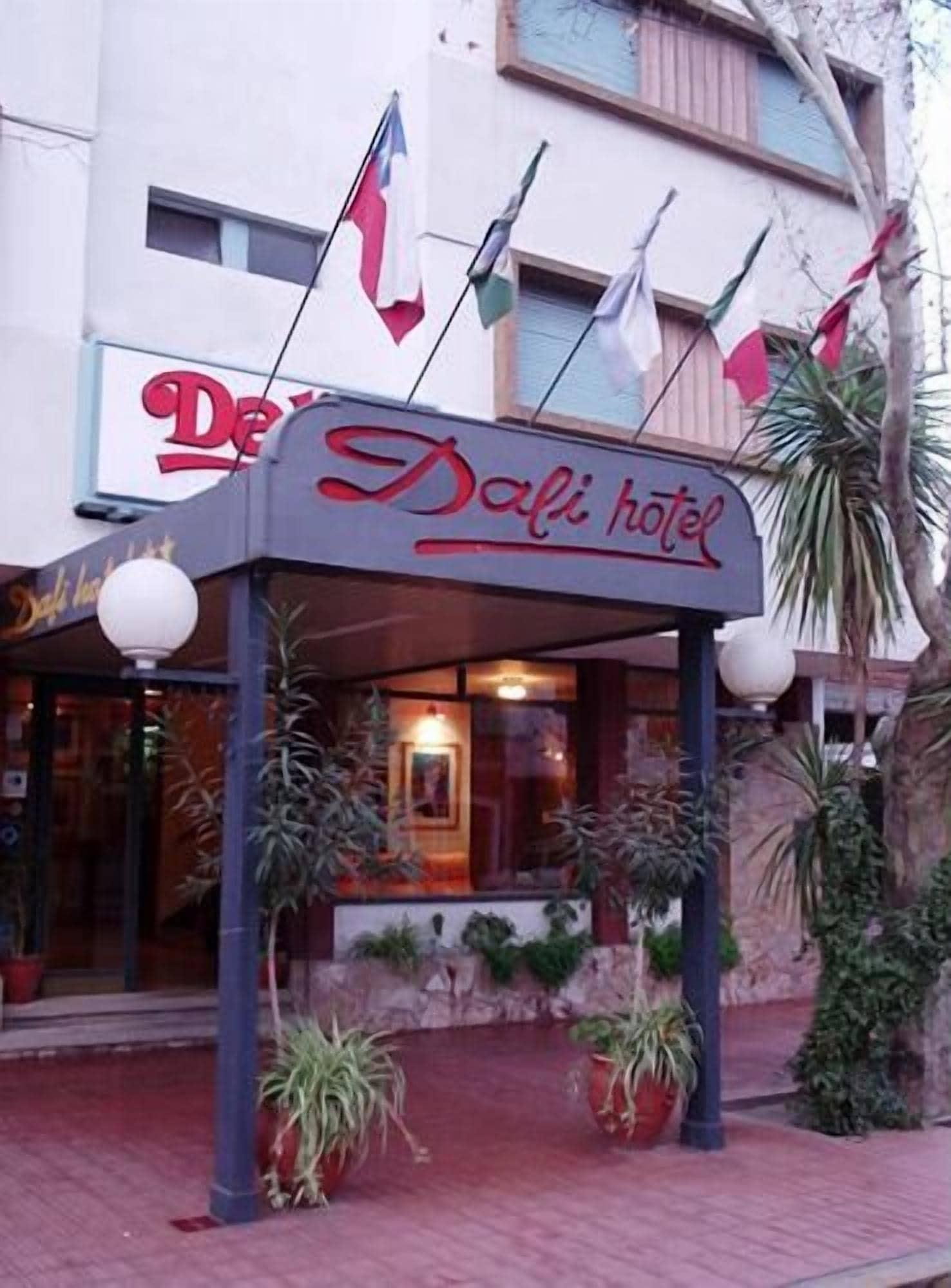 Vista Exterior Hotel Dali