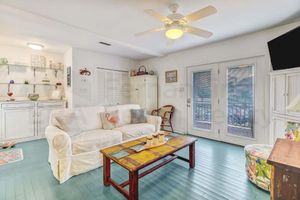 Alquiler Vacacional - 2185 S Fletcher Ave