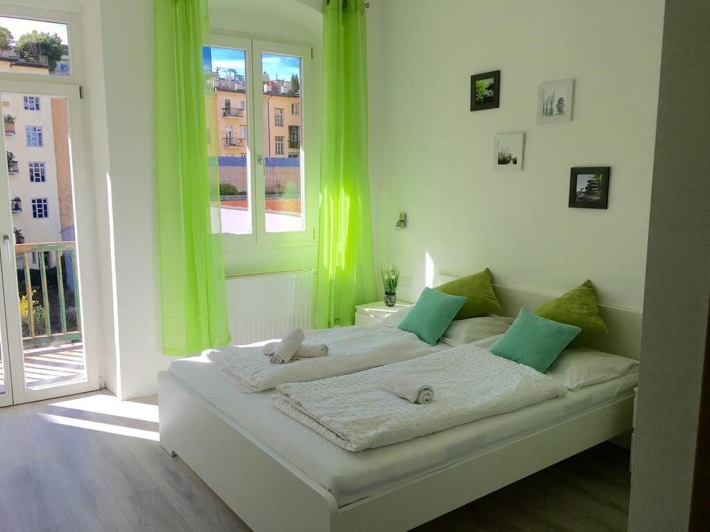 Vista Lobby Iceman Rooms