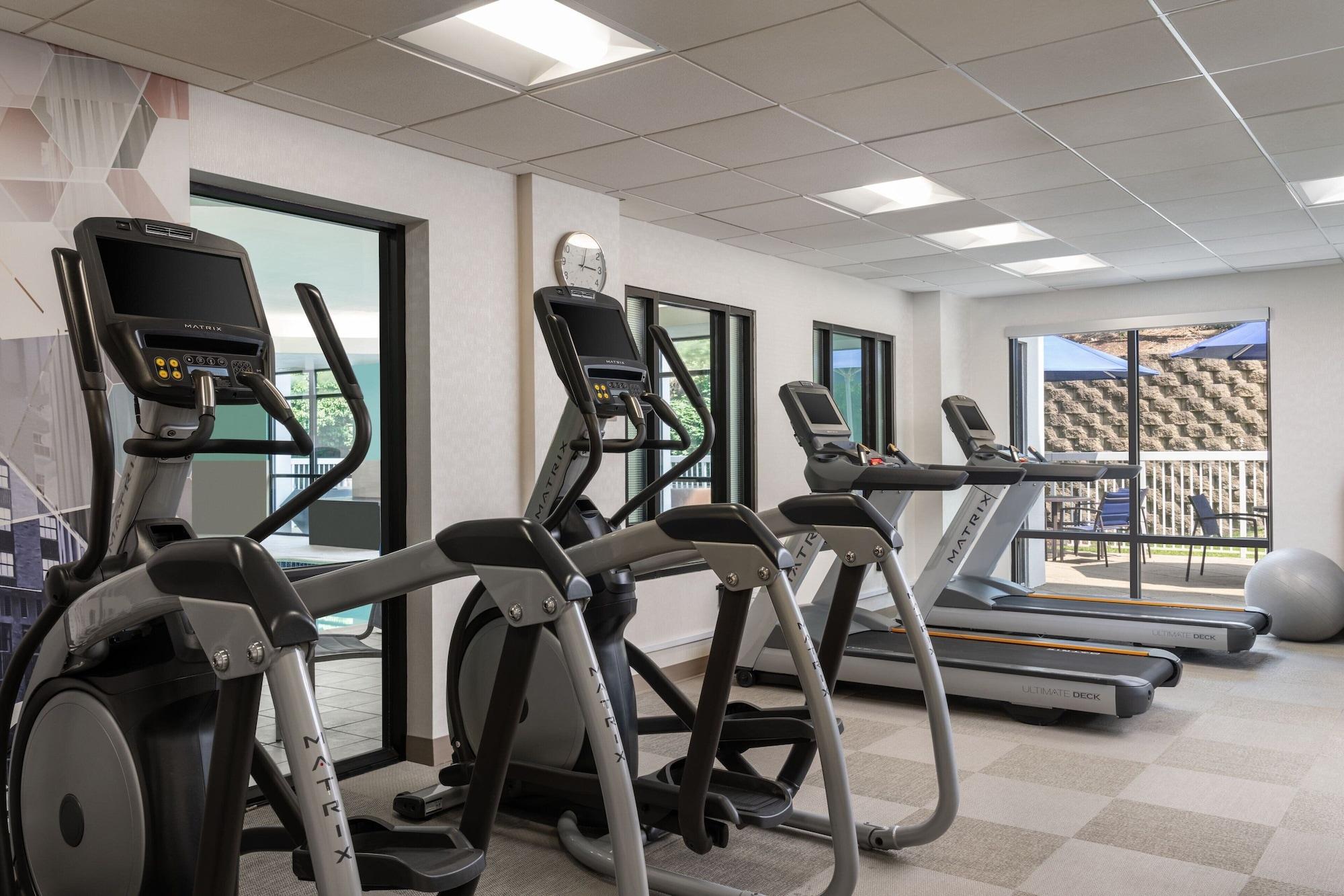 Gimnasio SpringHill Suites by Marriott West Mifflin