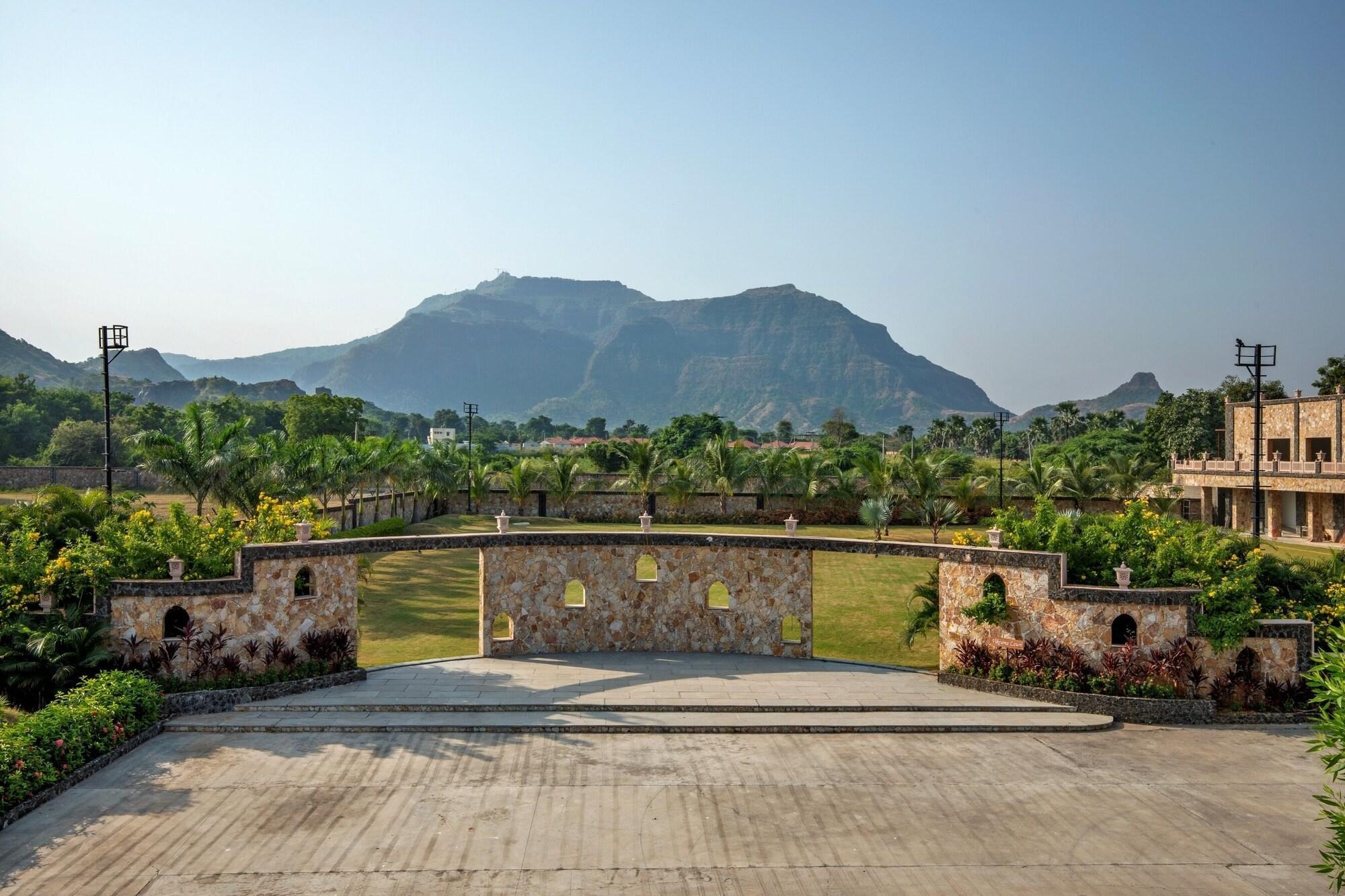 Vista Exterior Vikrama Sarovar Portico Pavagadh