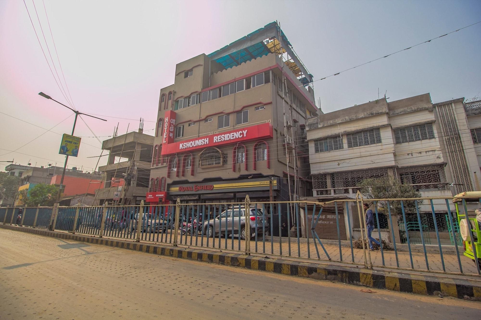 Varios OYO 27701 Hotel Kshounish Residency