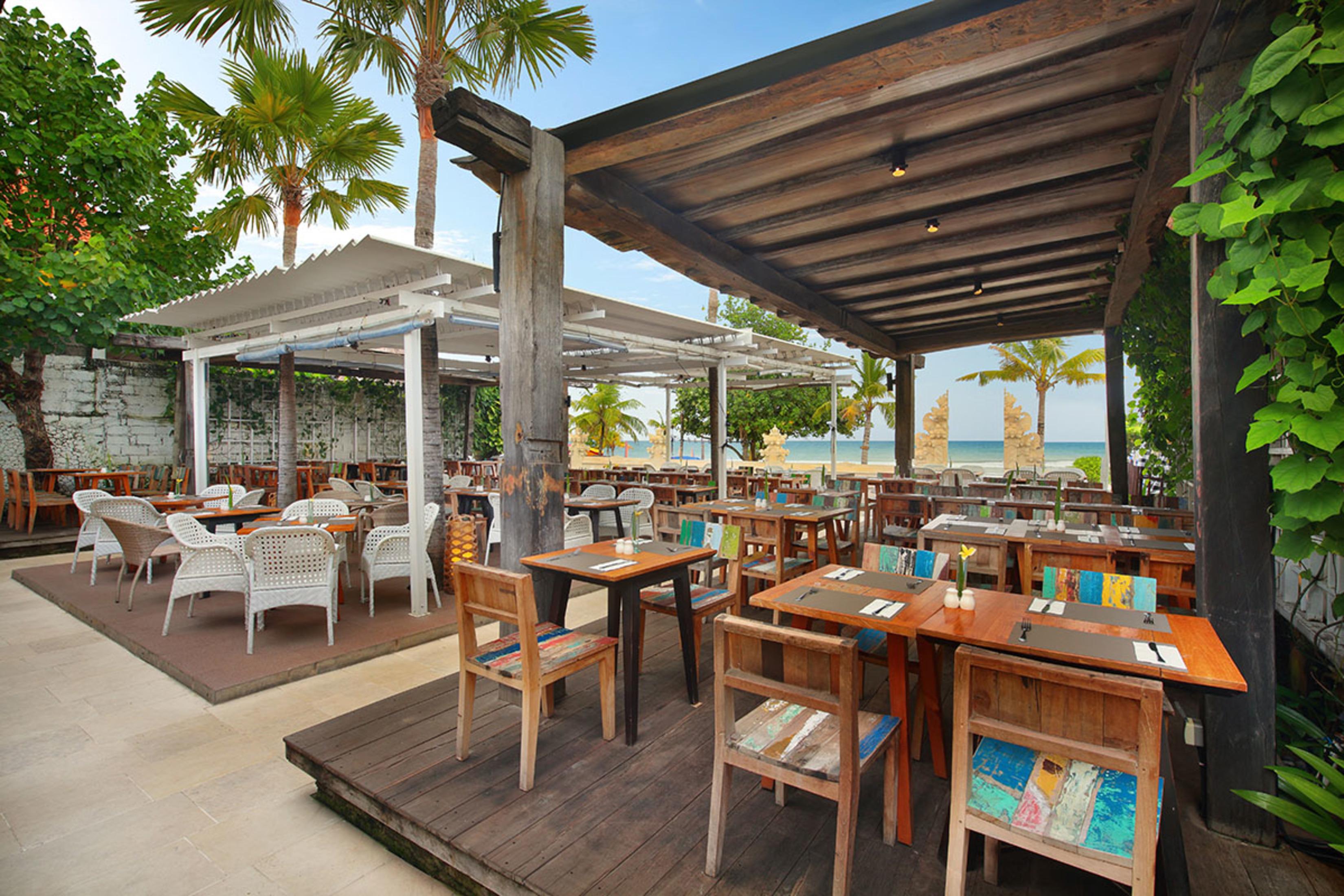 Restaurant The Bandha Hotel & Suites