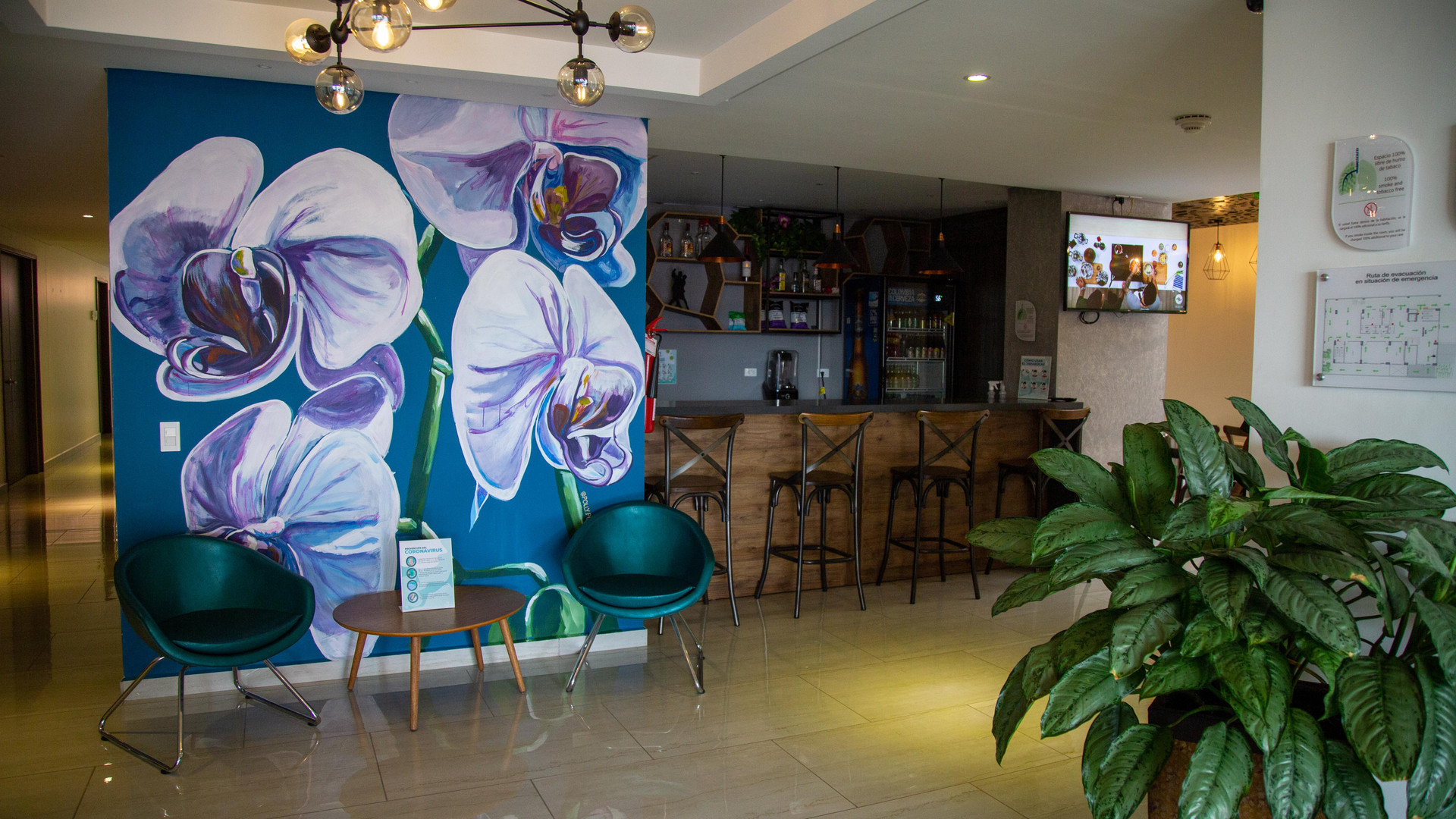 Bar/Salón EcoHub Hotel Medellin