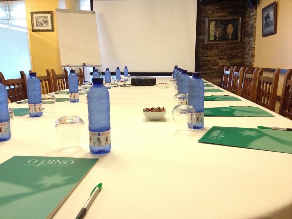 Sala de Reuniones Hotel O Pino