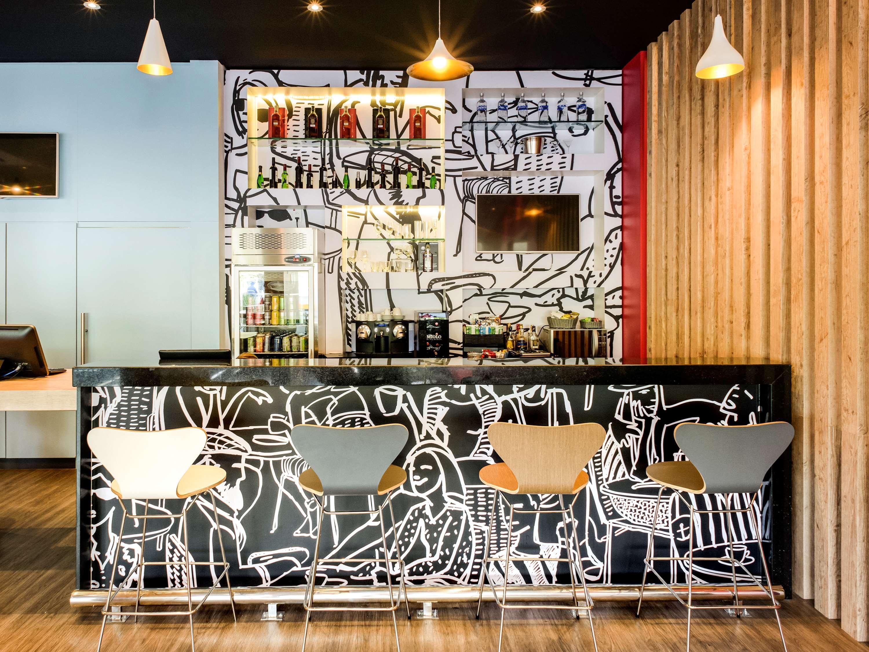 Bar/Salón ibis Manaus Aeroporto