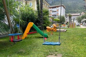 Alojamiento - Holiday IV Gardan