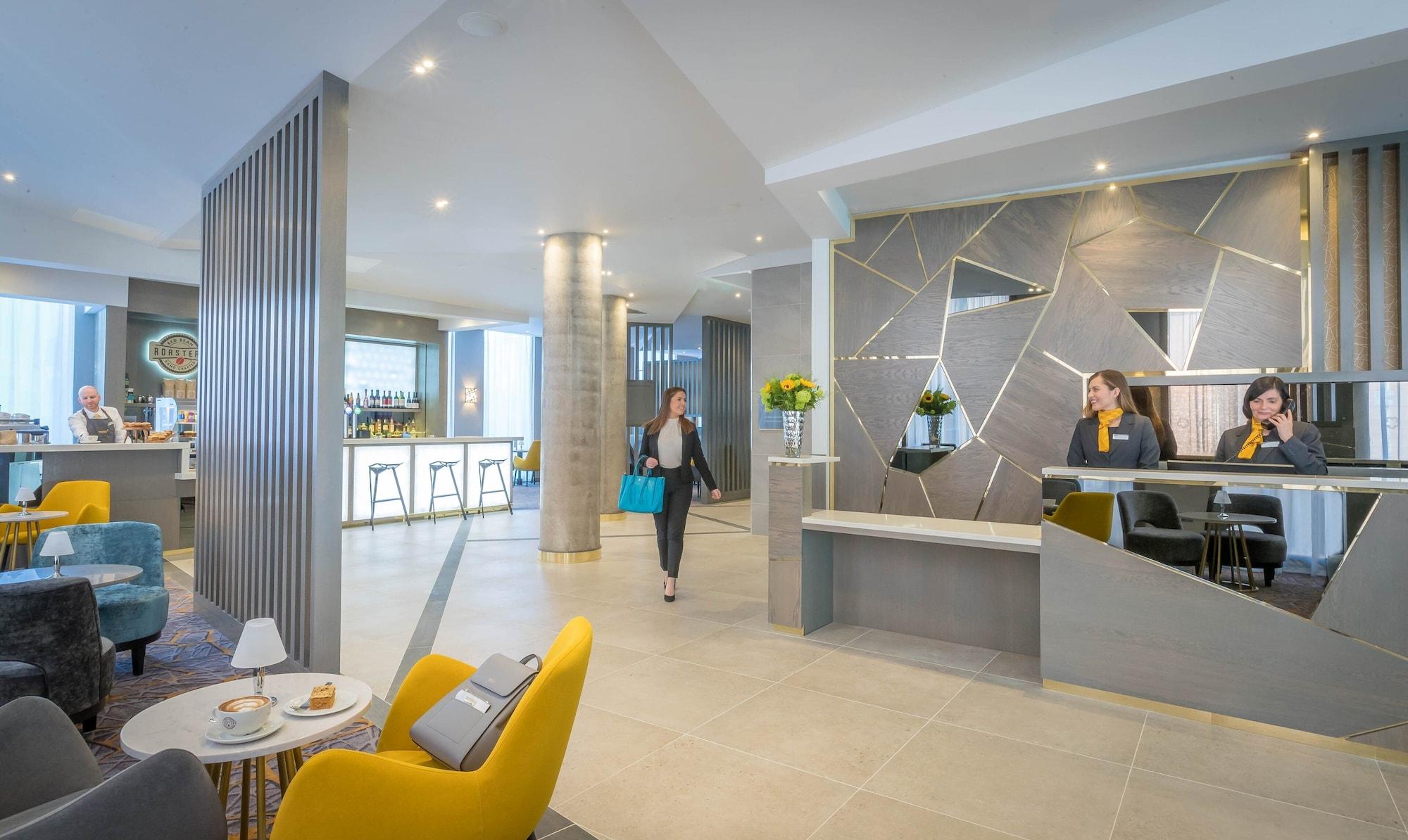 Vista Lobby Maldron Hotel Belfast City