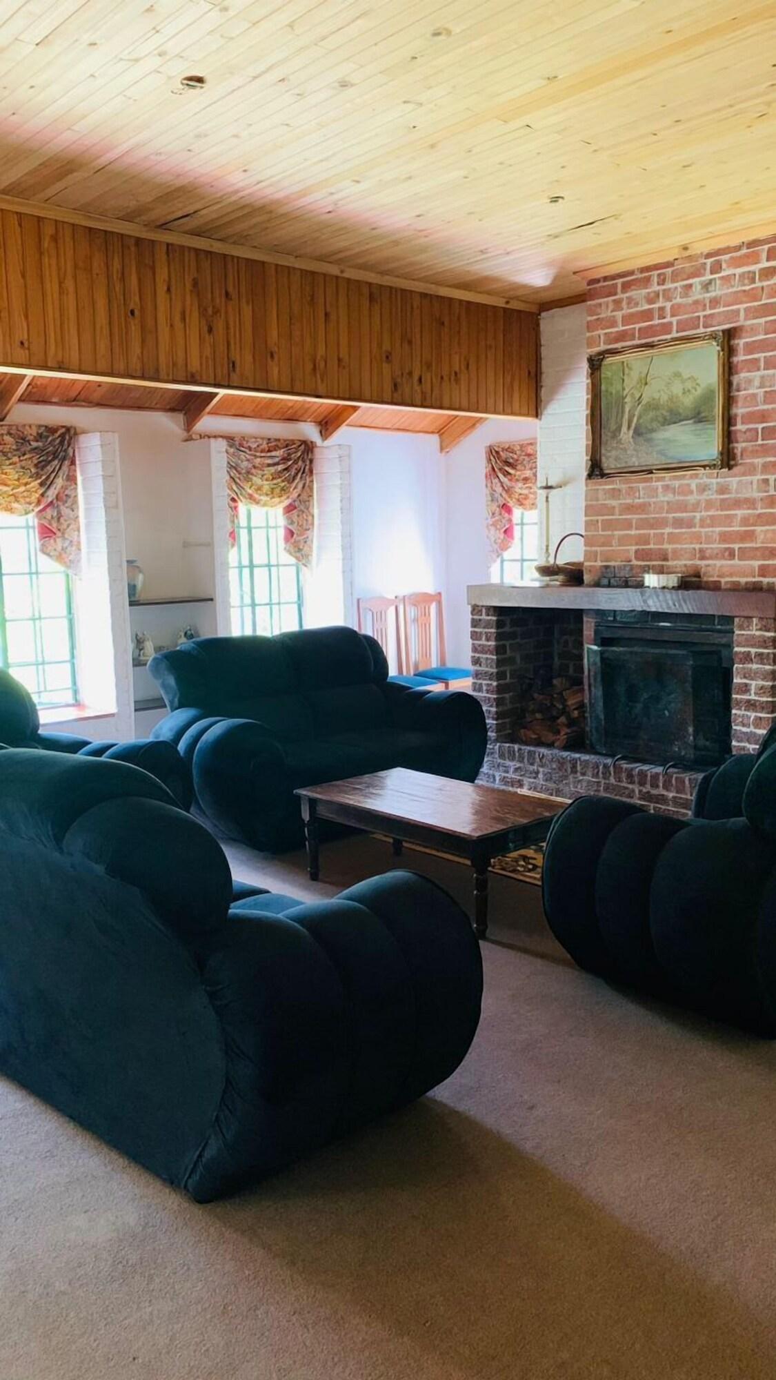 Comodidades del Alojamiento Pinetree Inn Hotel