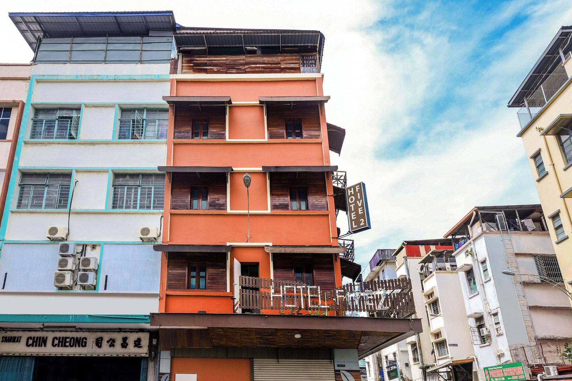 Vista Exterior Hotel O Five 2