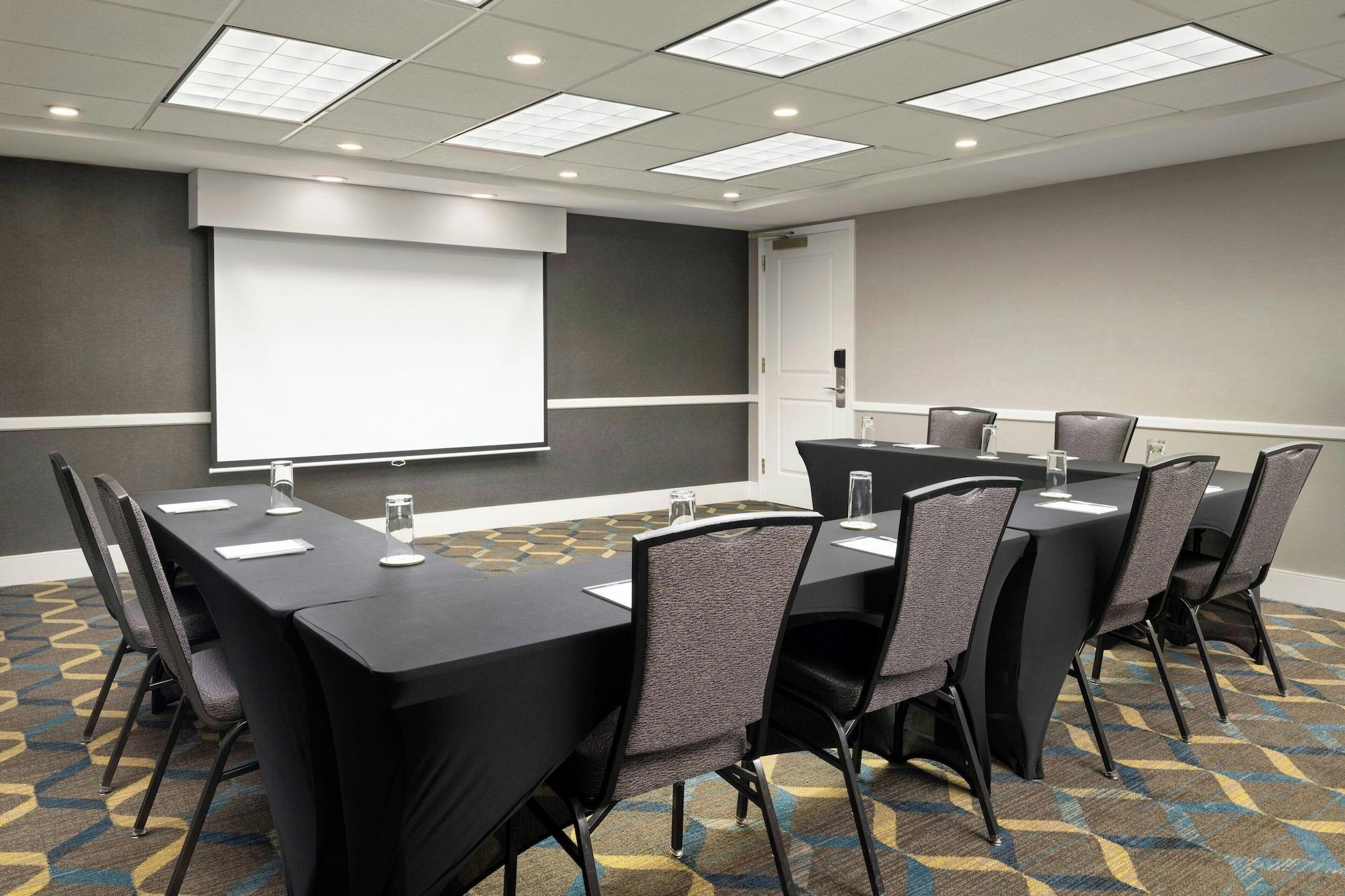 Sala de Reuniones Residence Inn by Marriott Mt. Olive at Intl Trade Center
