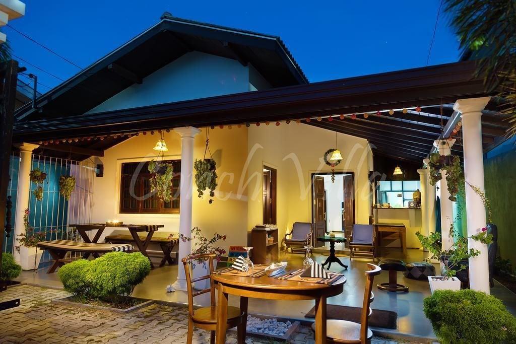 Varios Grand Conch Villa