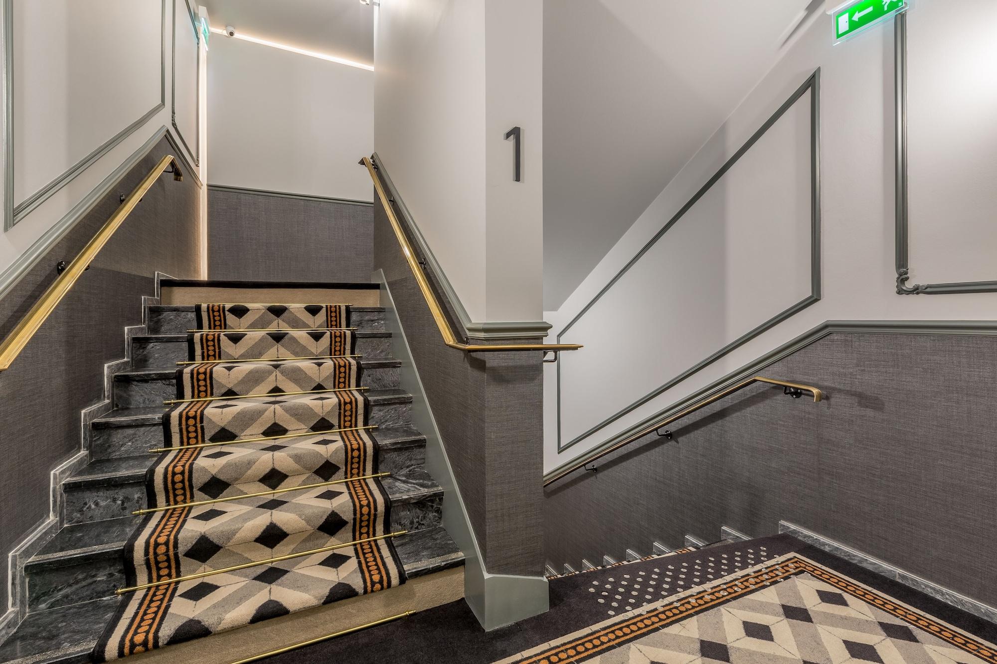 Varios Edgar Suites Expo Paris Porte de Versailles