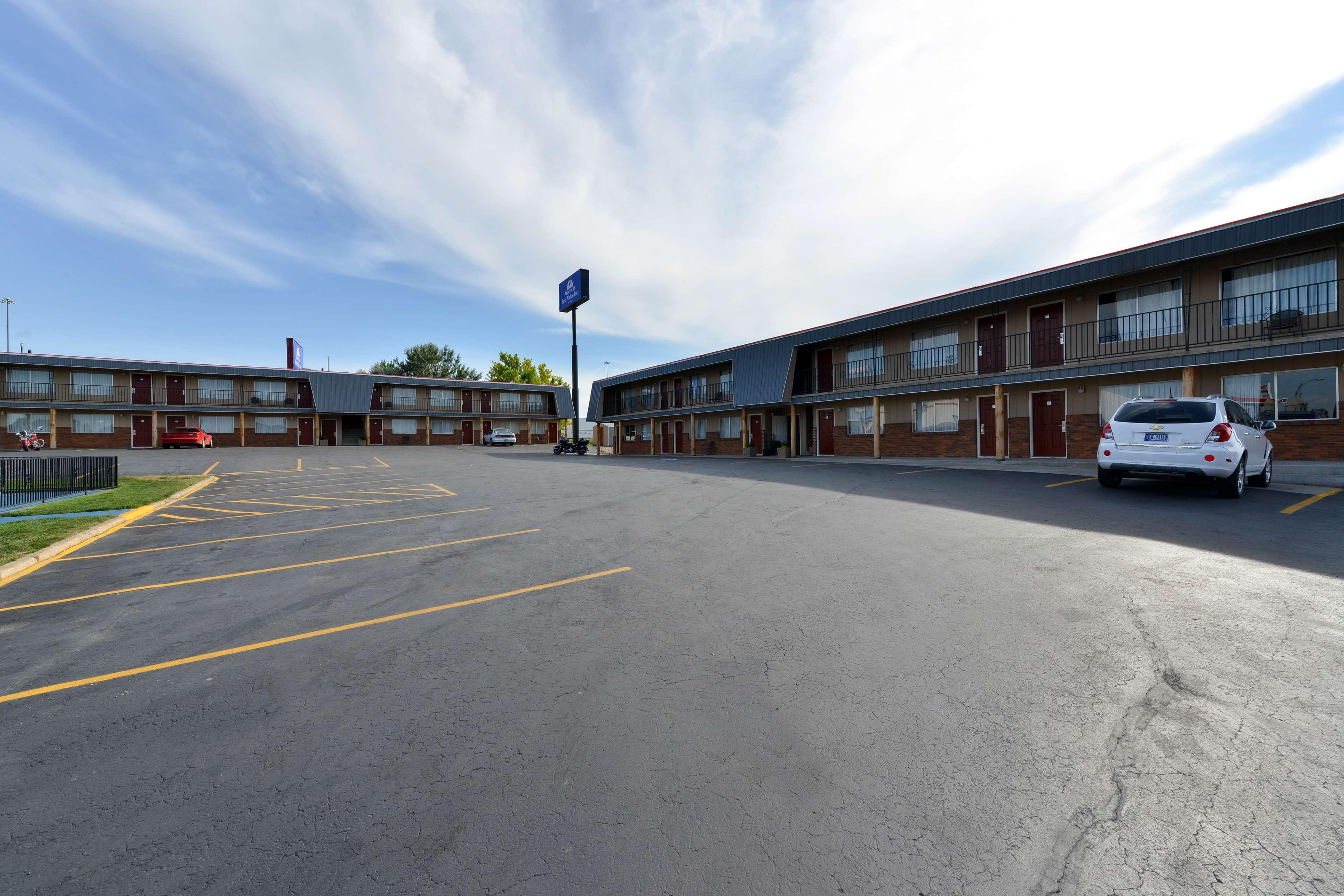Vista Exterior Americas Best Value Inn Wall