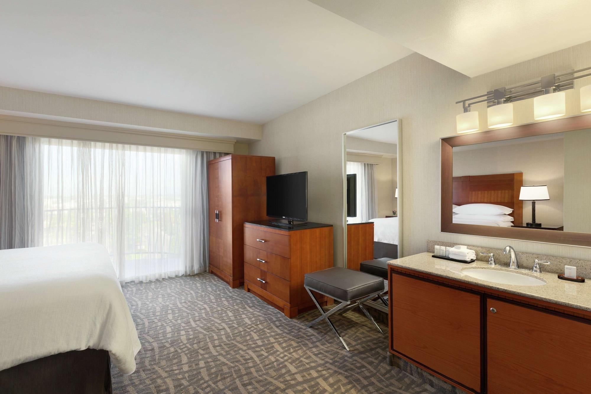 Habitación Embassy Suites by Hilton Santa Ana Orange County Airport
