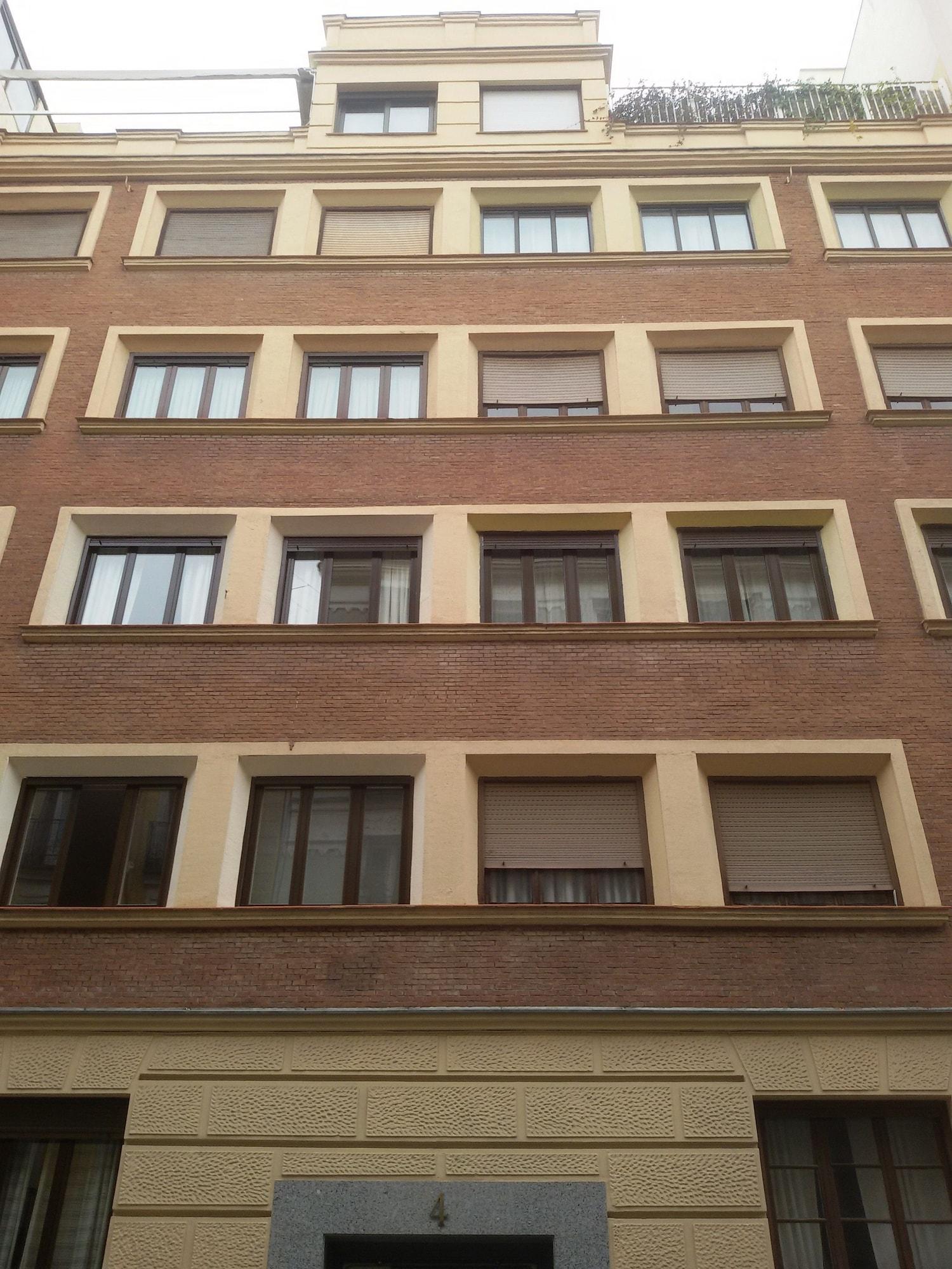 Vista Exterior Glorieta de Bilbao Madrid Centro