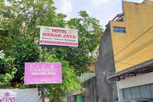 Alojamiento - Hotel Keluarga Mekar Jaya Syariah Near UNS Solo