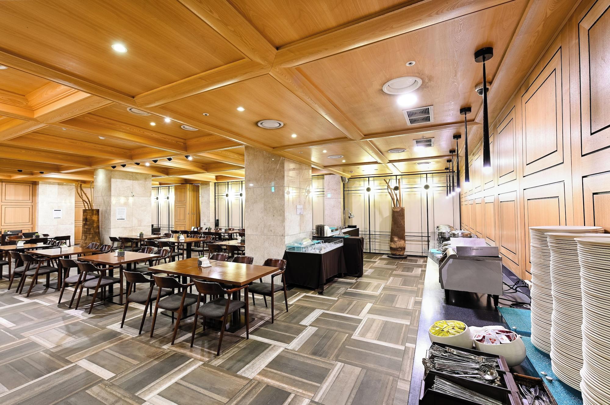 Restaurant Hotel The Designers LYJ Gangnam Premier