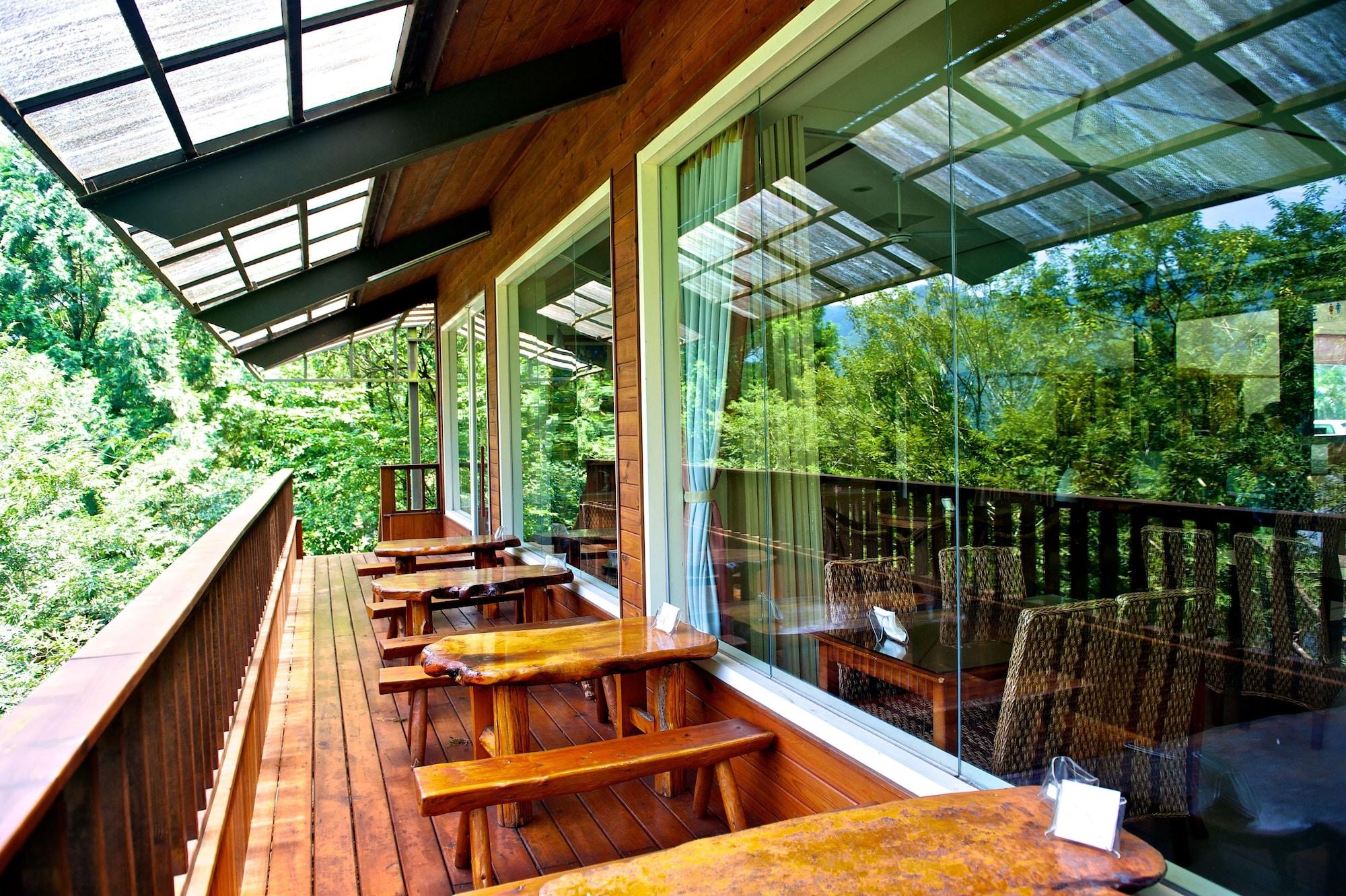 Bar/Salón Hsinchu Bali Forest Hot Spring Resort