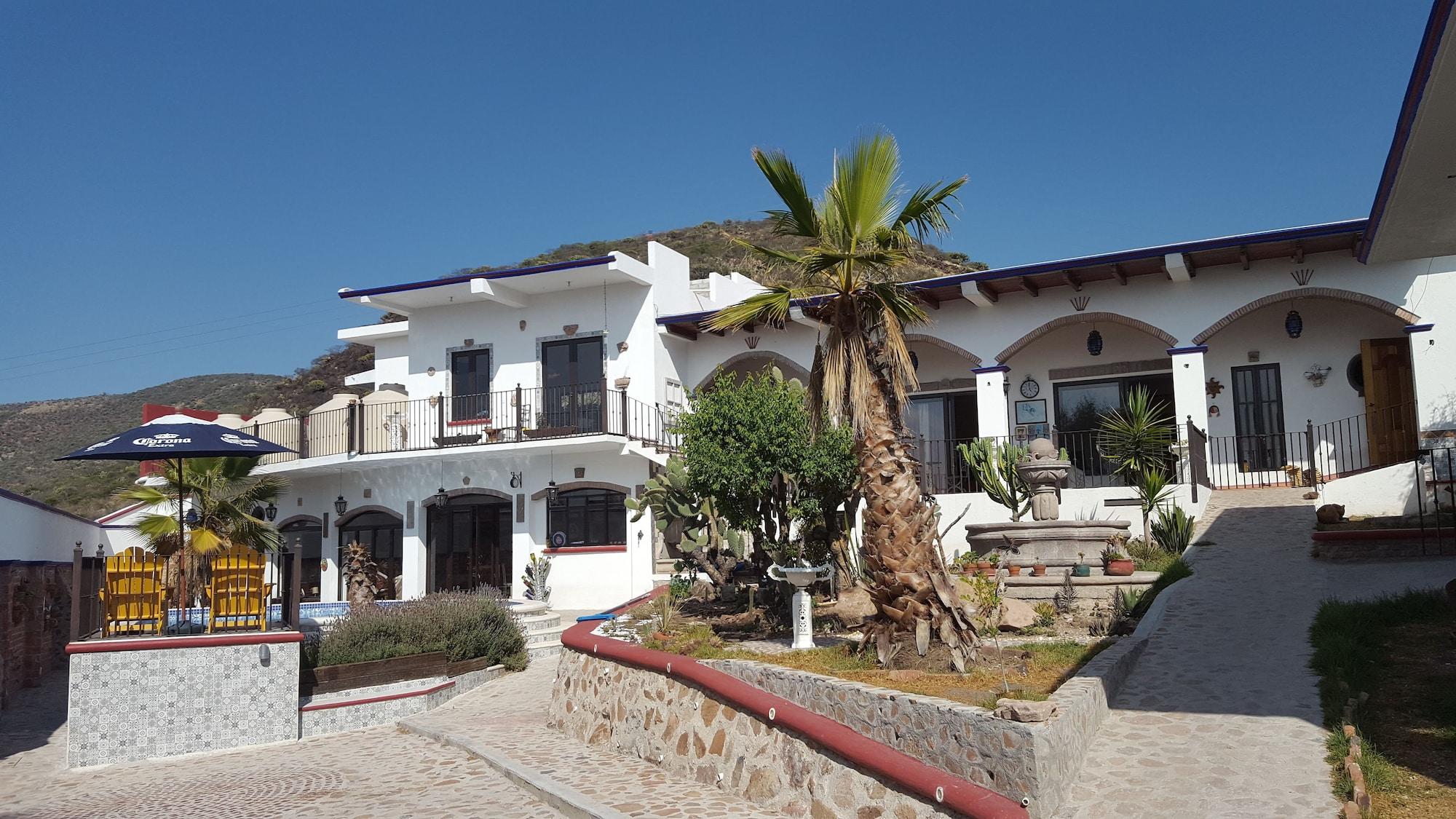 Varios La Casona Azul