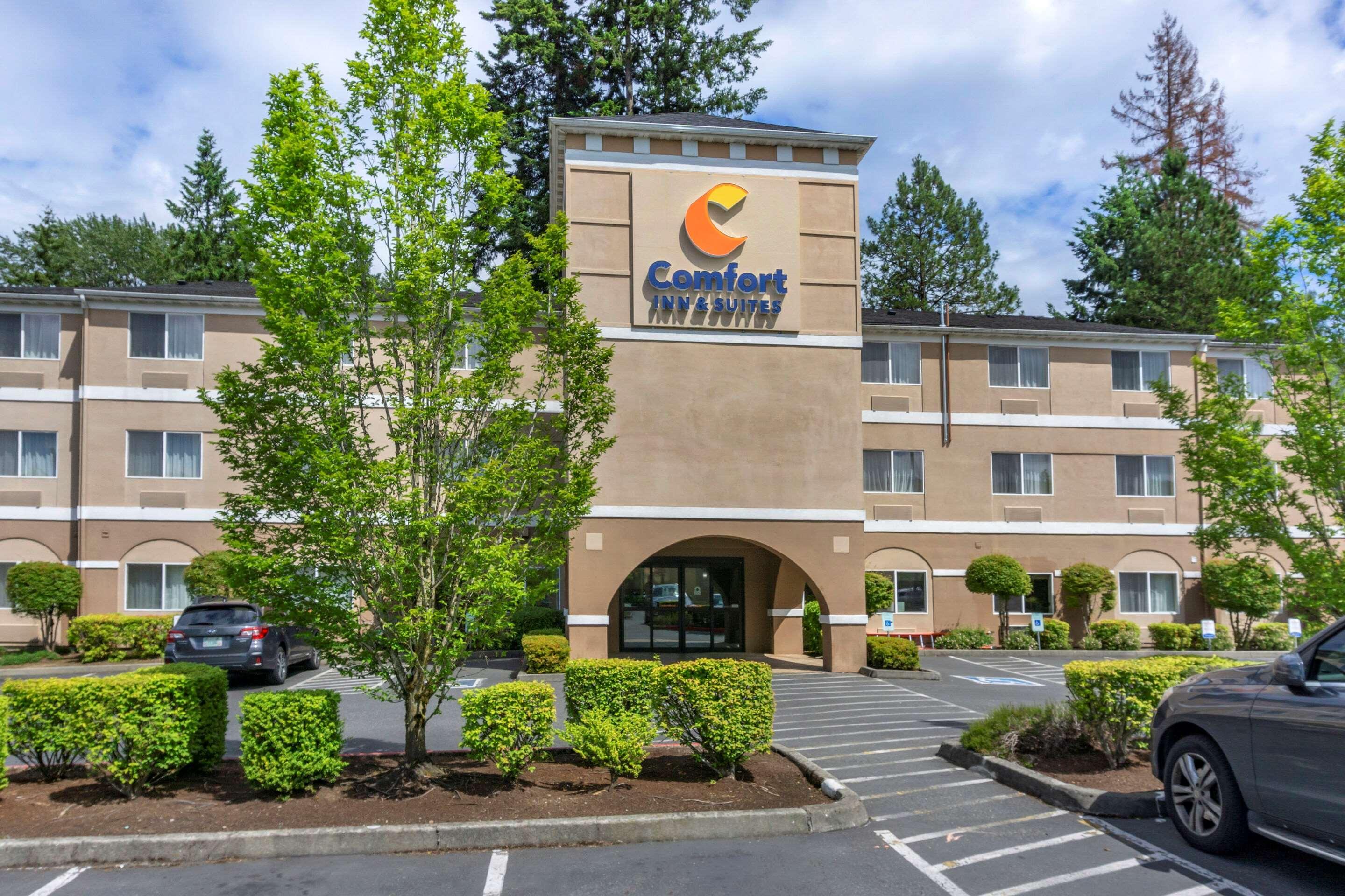 Vista Exterior Comfort Inn & Suites Bothell - Seattle North