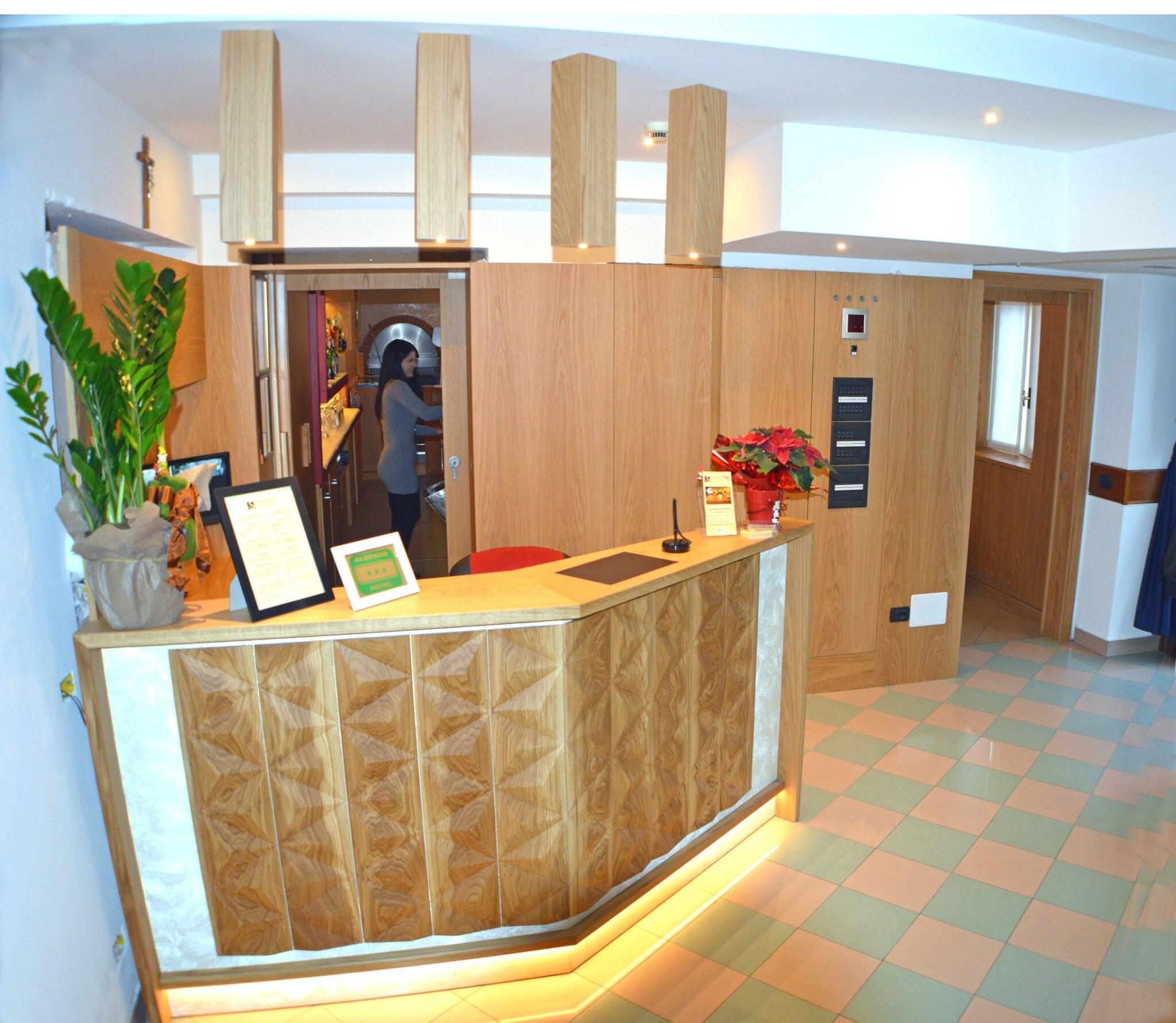 Vista Lobby Sempione Hotel Ristorante