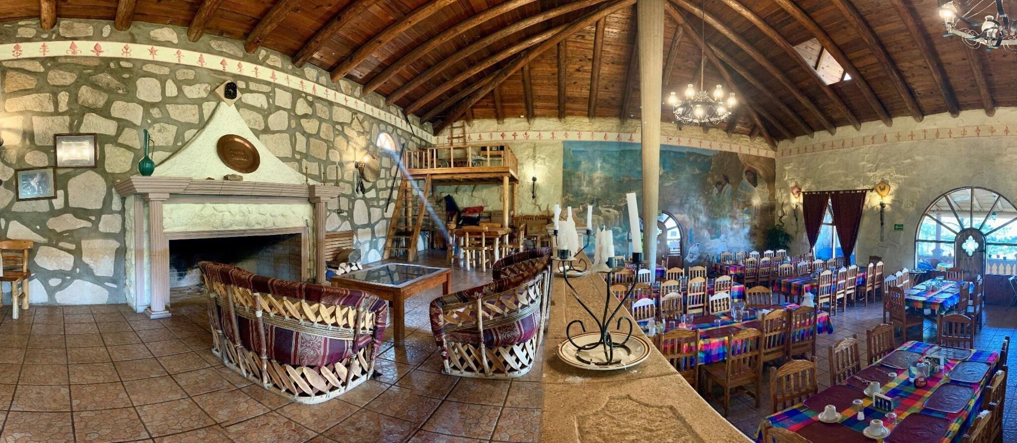Restaurant Hotel Misión Barrancas del Cobre