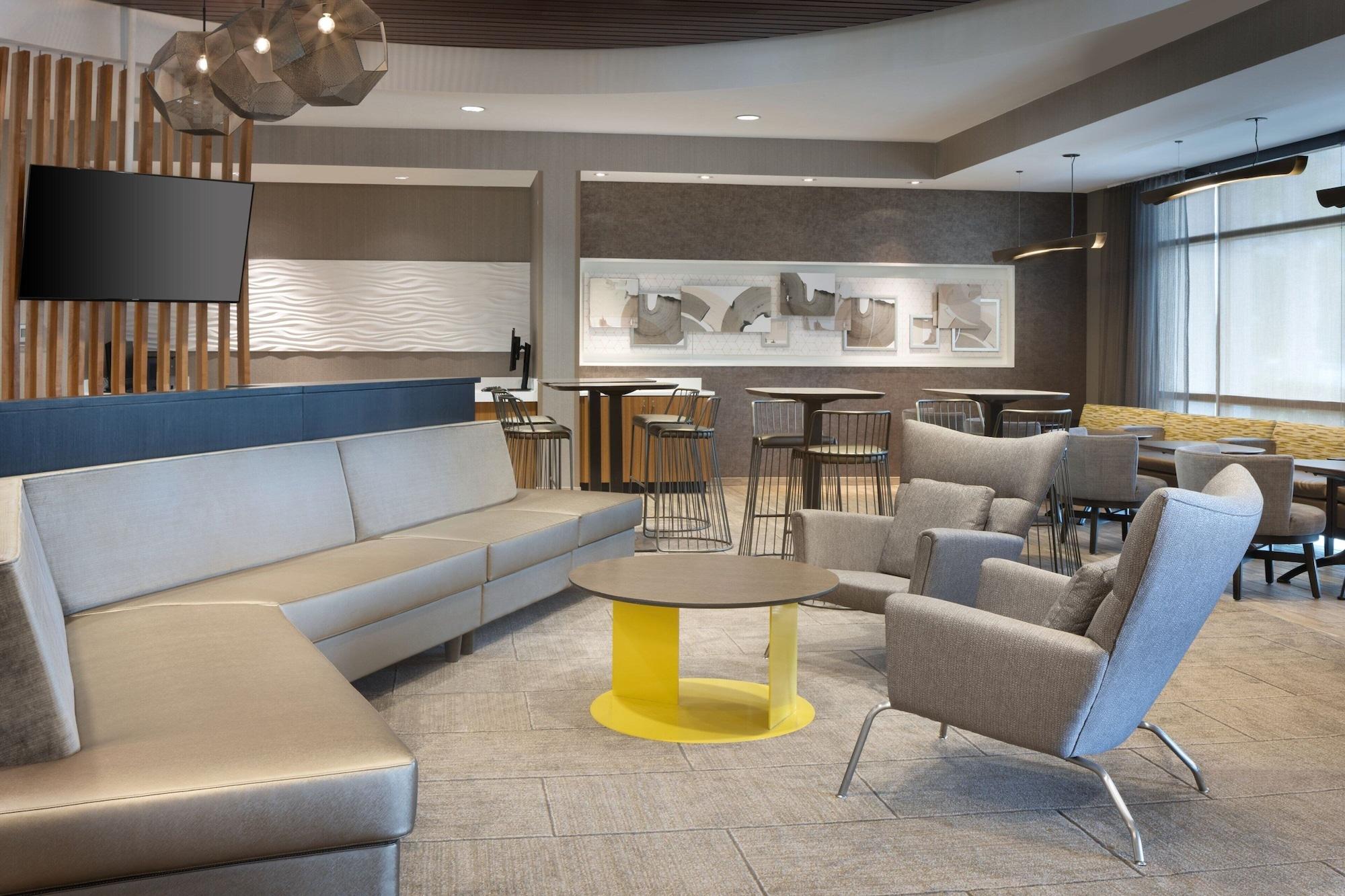 Vista Lobby SpringHill Suites by Marriott Orange Beach