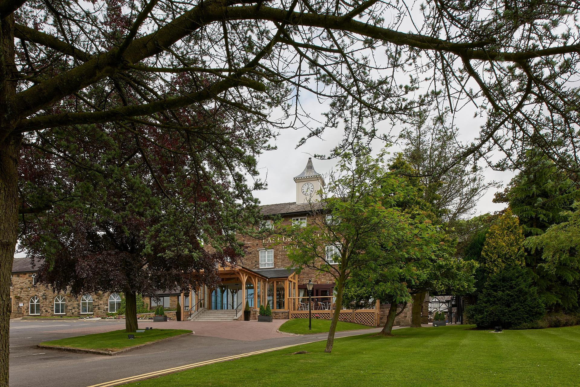 Vista Exterior Last Drop Village Hotel and Spa