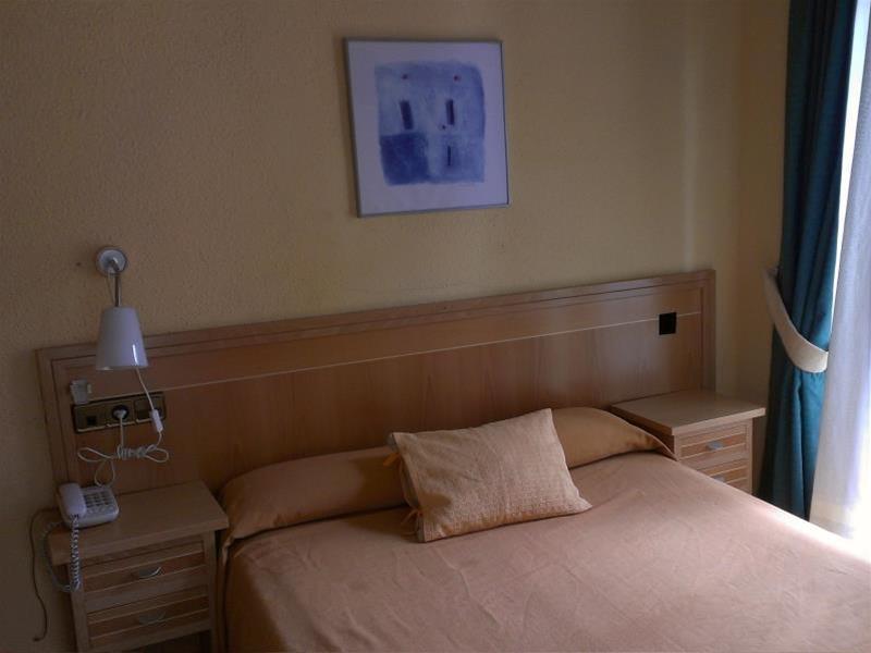 Vista Exterior Hostal Cruz Sol