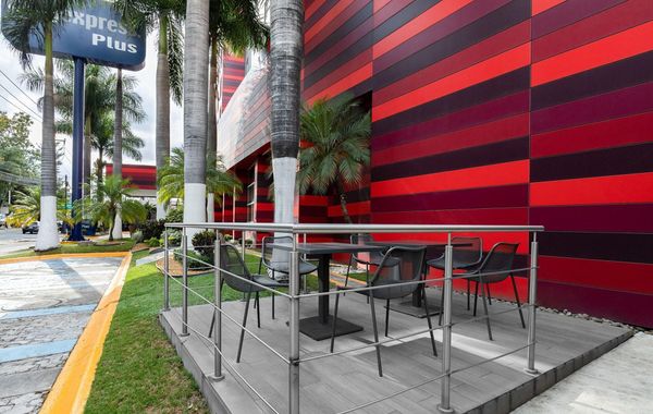 City Express Plus by Marriott Guadalajara Expo - Hoteles con desayuno en Guadalajara, Jalisco
