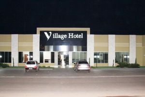 Alojamiento - Village Hotel