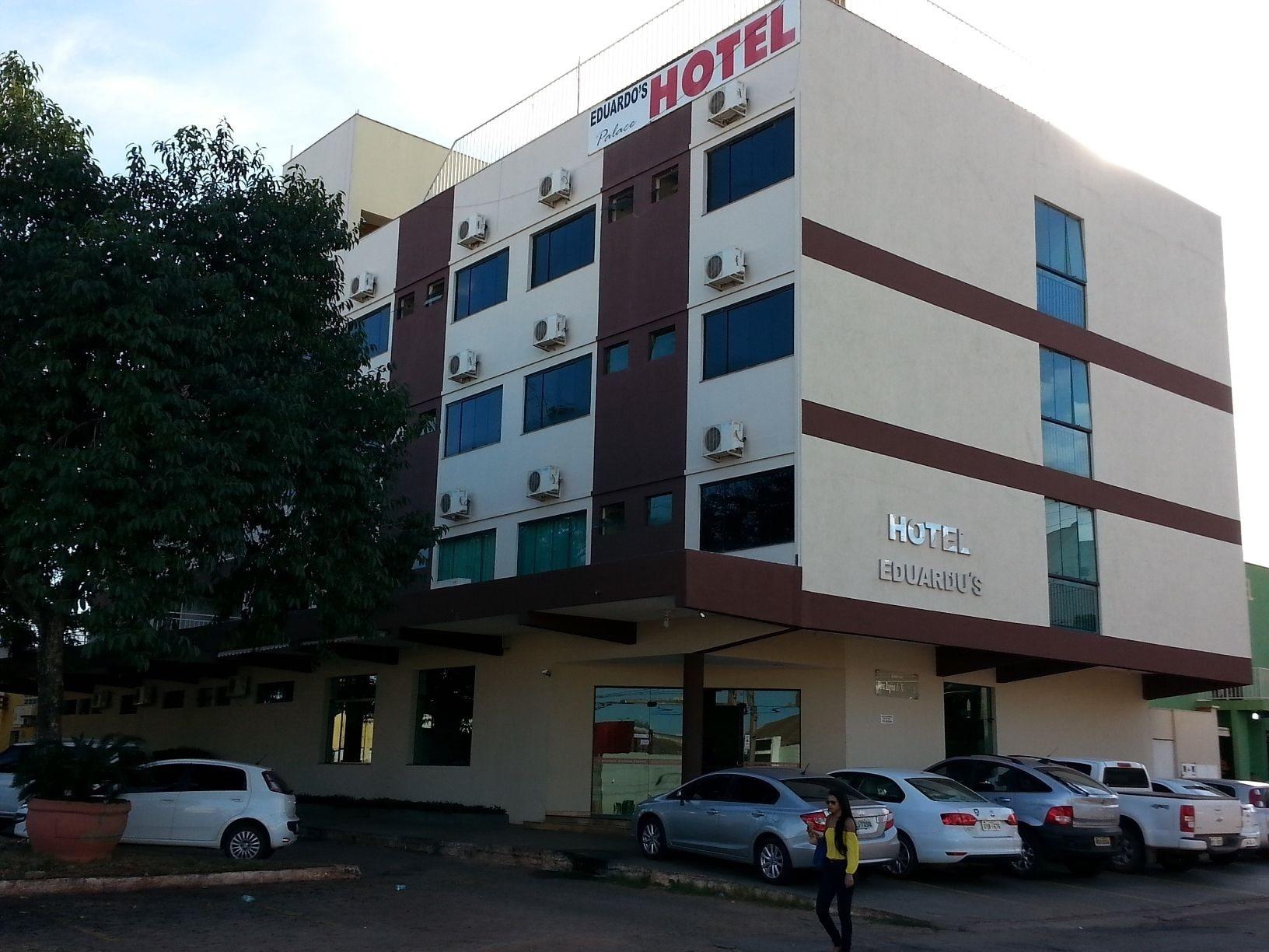 Vista Exterior Hotel Eduardus