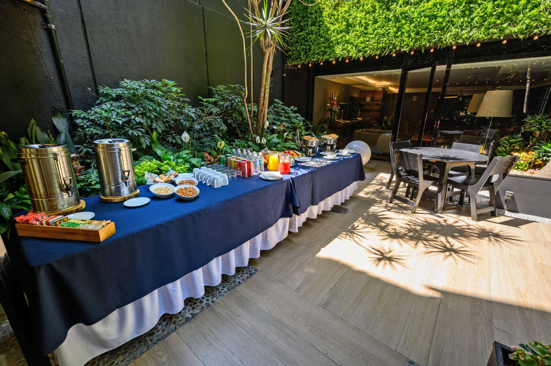Restaurant Las Suites Campos Eliseos