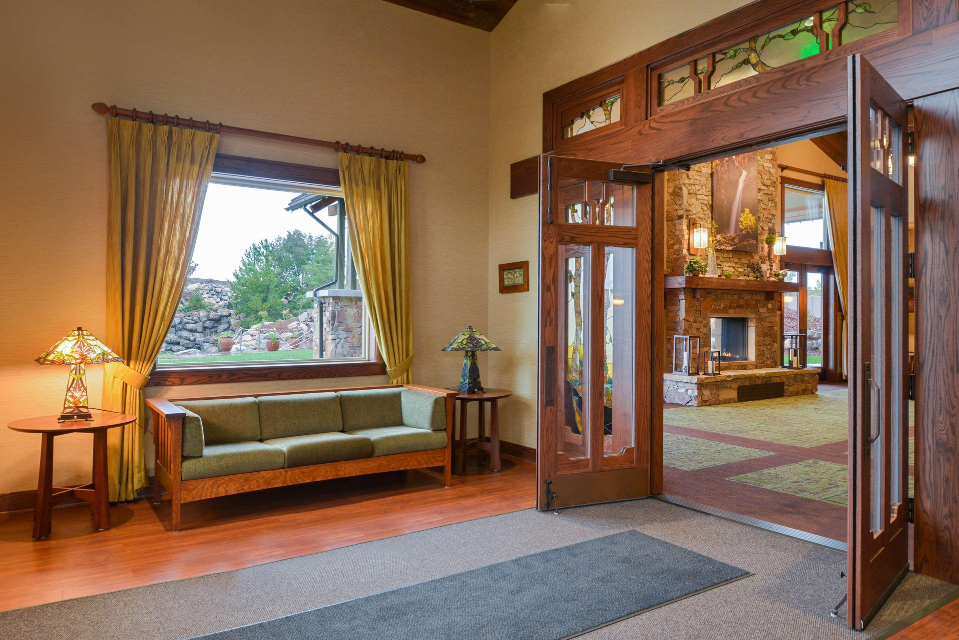 Vista Lobby Best Western Plus High Country Inn