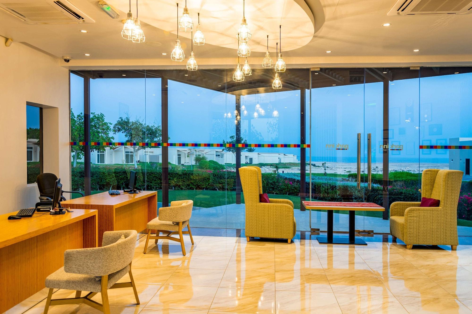 Vista Lobby Park Inn by Radisson Hotel & Residence Duqm