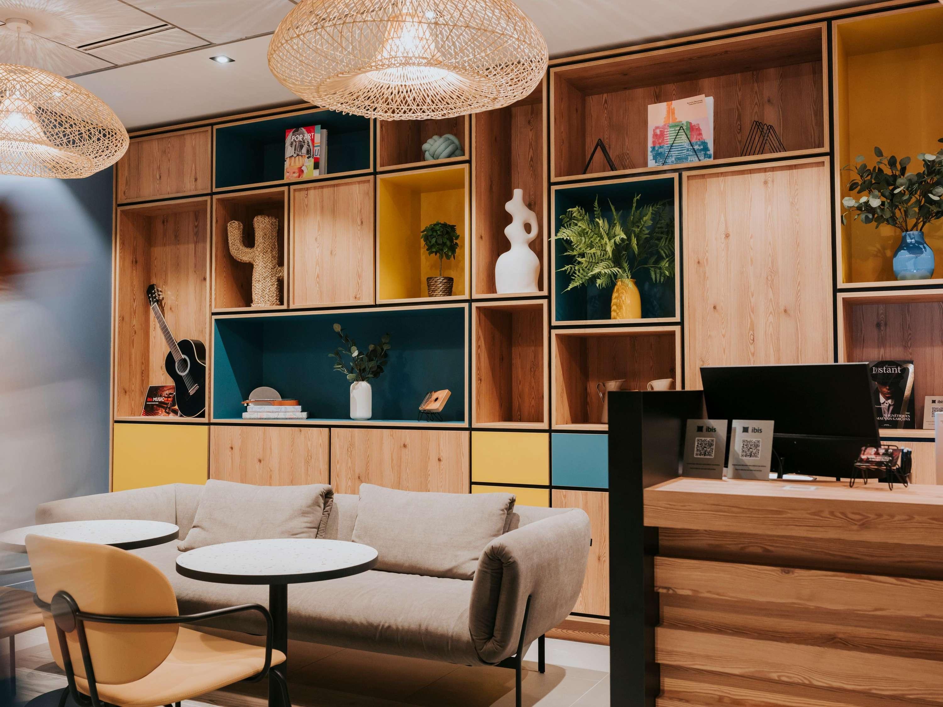 Vista Exterior Ibis Rouen Centre Rive Droite Pasteur