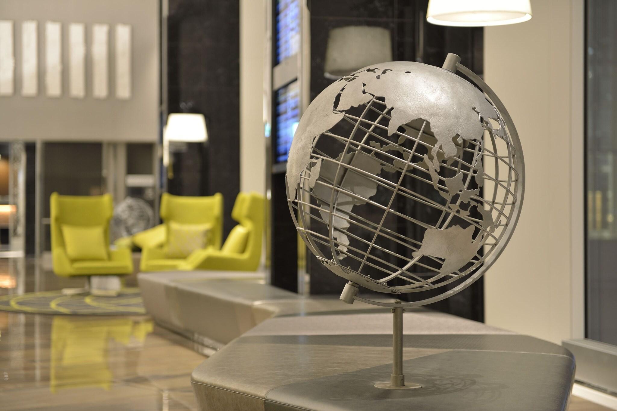 Vista Lobby The Royal Park Hotel Tokyo Haneda