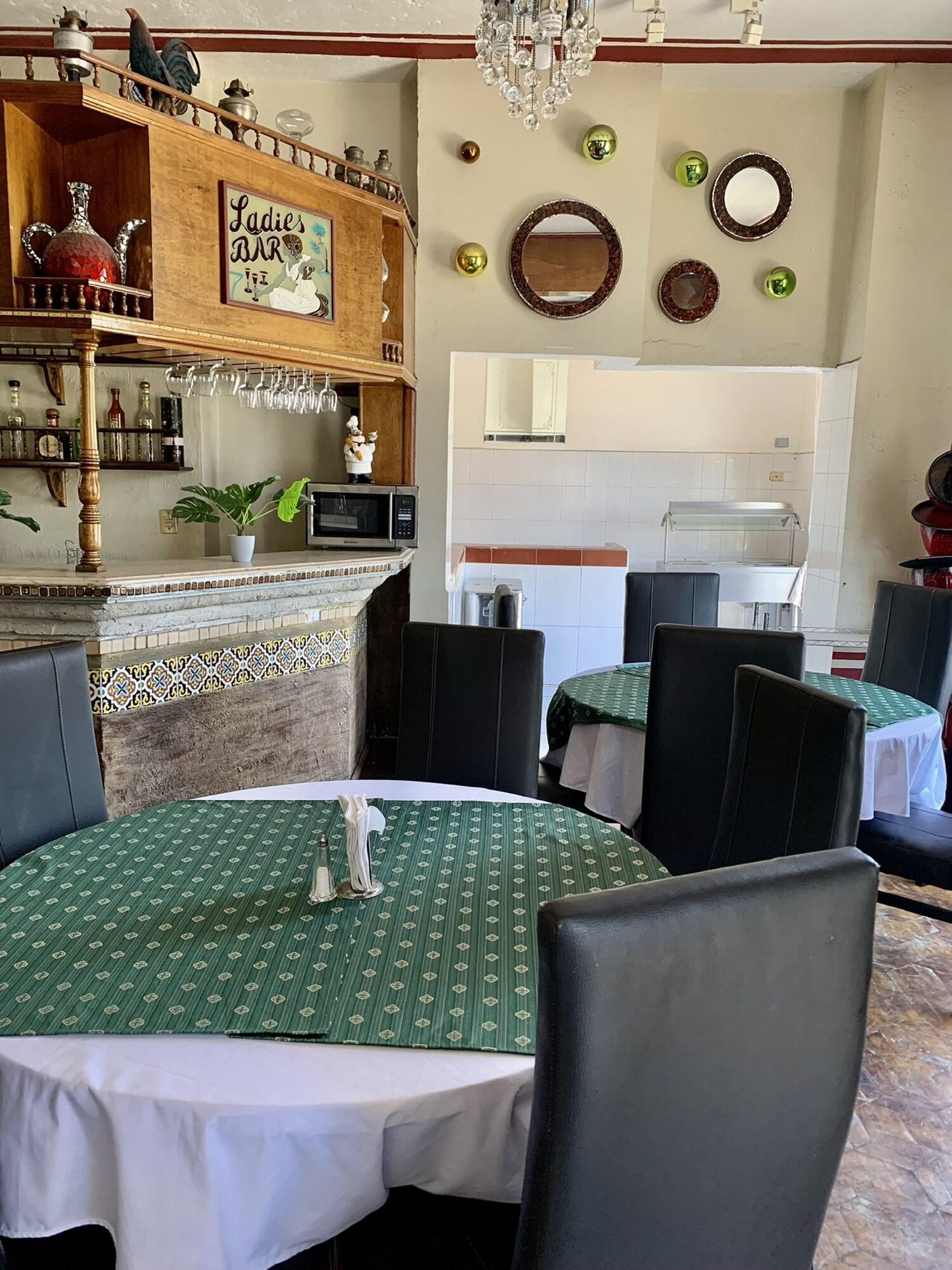 Restaurant Inn Galerias Hotel