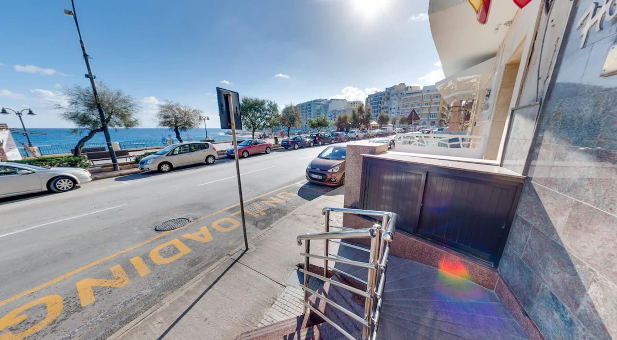Vista Exterior Sliema Chalet Hotel