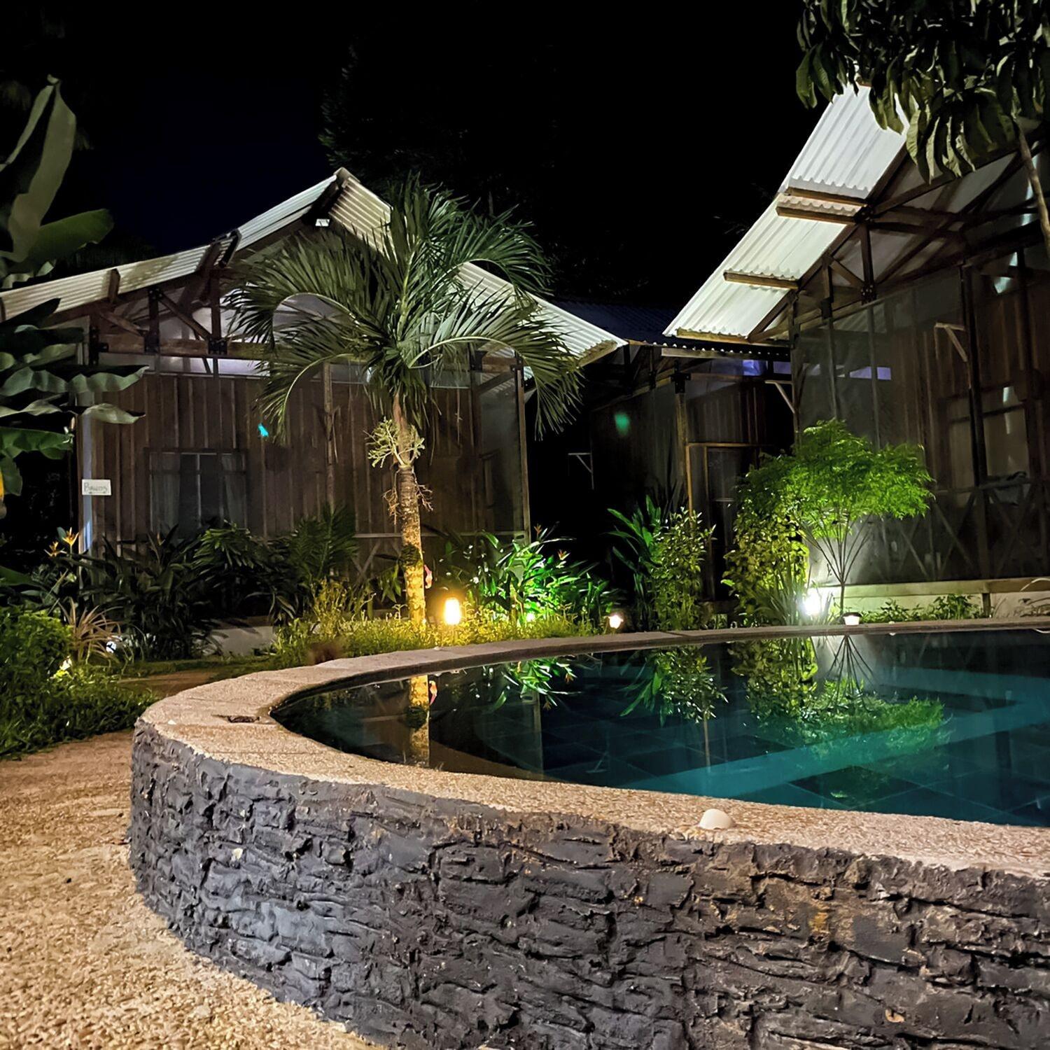 Vista Exterior Hotel Utuane